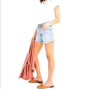 Madewell light wash relaxed denim jean shorts